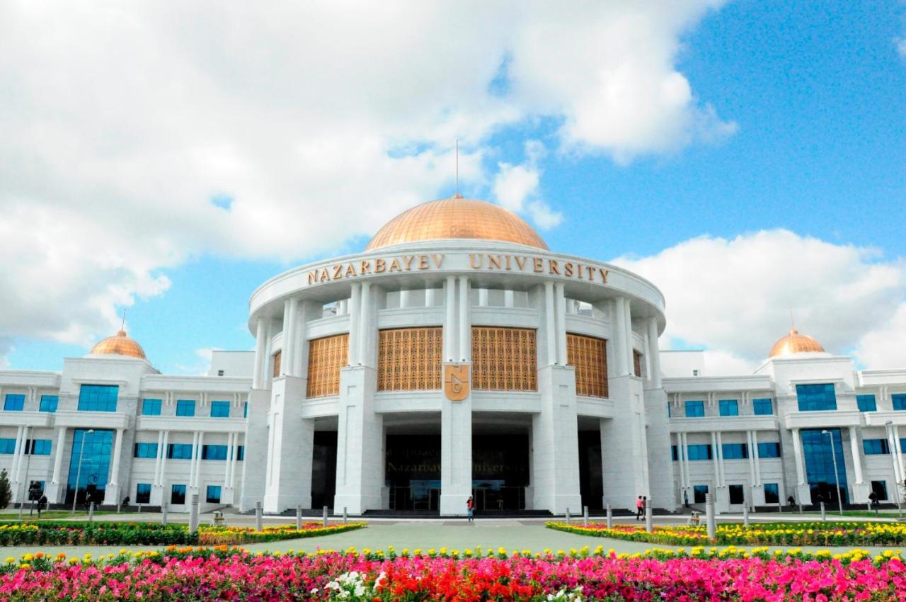 Экспо Бульвар 5 Astana Eksteriør billede